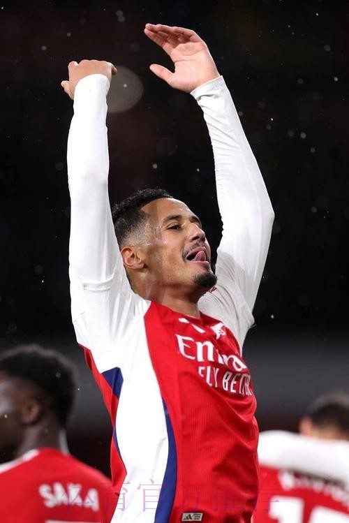 皇马首要目标是萨利巴 愿8000万出价与枪手谈判 皇马首要目标是萨利巴 愿8000万出价与枪手谈判